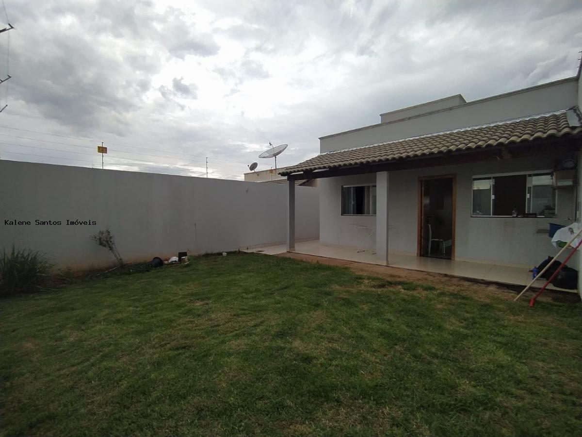 Casa à venda com 3 quartos, 240m² - Foto 14