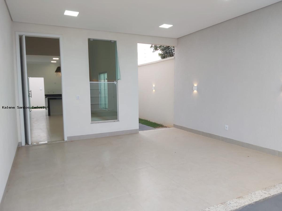 Casa à venda com 3 quartos, 200m² - Foto 8