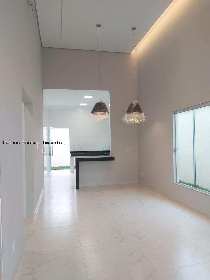 Casa à venda com 3 quartos, 200m² - Foto 11