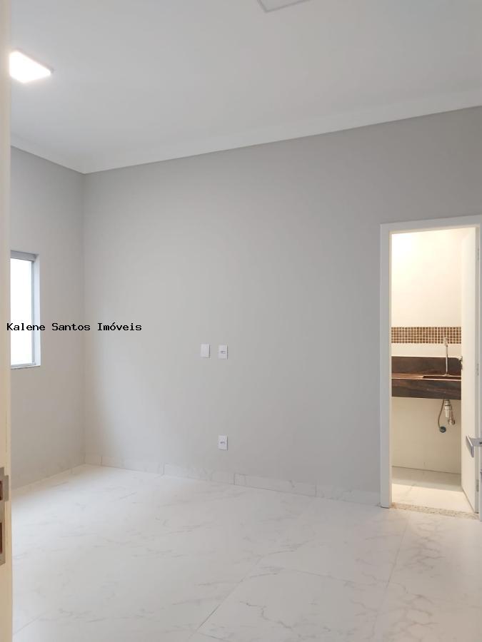 Casa à venda com 3 quartos, 200m² - Foto 16