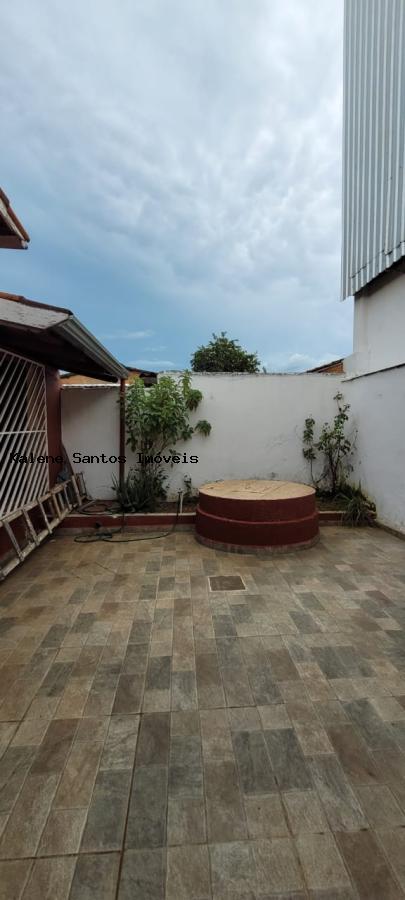 Casa à venda com 3 quartos, 360m² - Foto 9