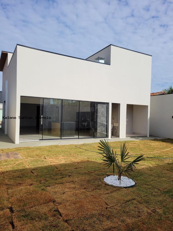 Casa à venda com 3 quartos, 360m² - Foto 3