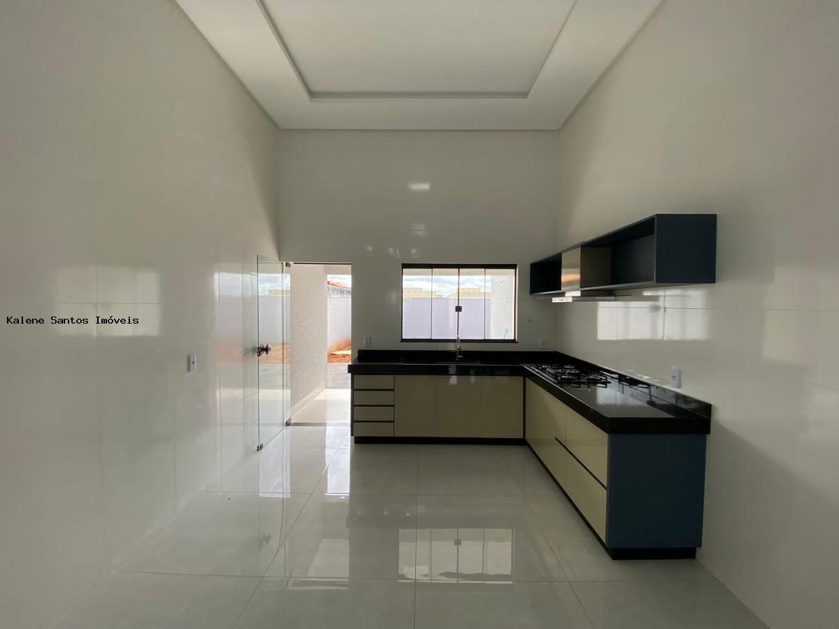 Casa à venda com 3 quartos, 360m² - Foto 17