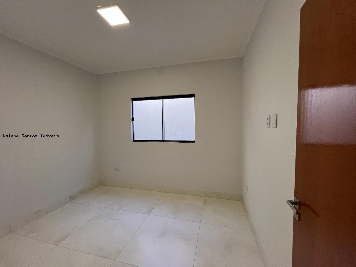 Casa à venda com 3 quartos, 210m² - Foto 12