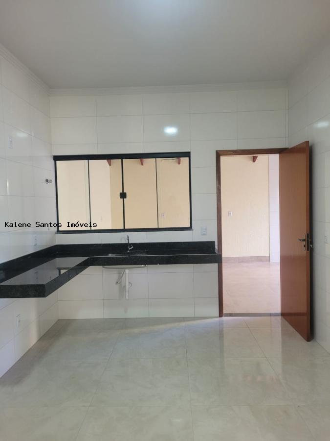 Casa à venda com 3 quartos, 218m² - Foto 13