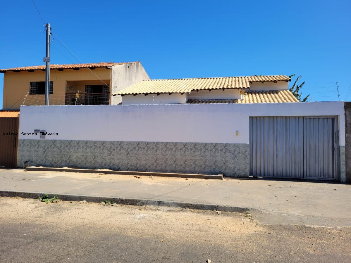 Casa à venda com 3 quartos - Foto 1