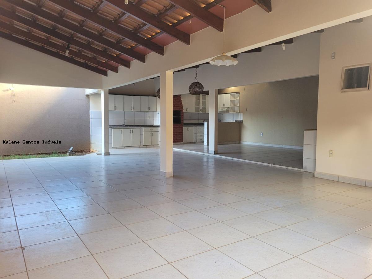 Casa à venda com 4 quartos, 360m² - Foto 9