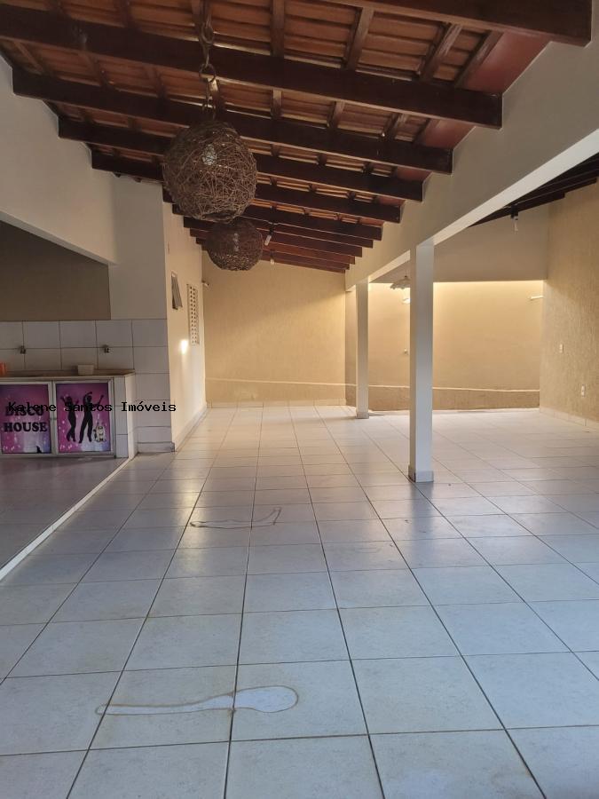 Casa à venda com 4 quartos, 360m² - Foto 13