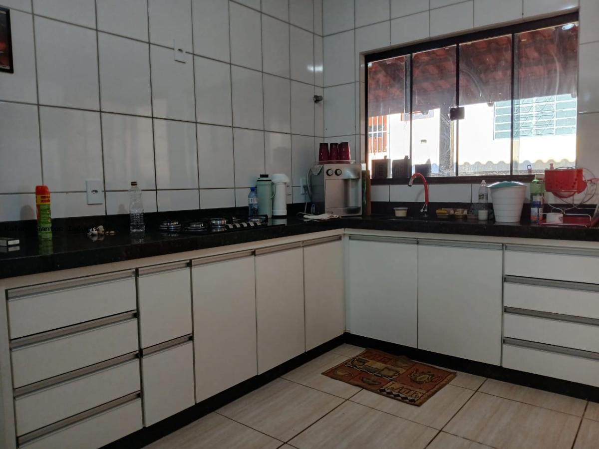 Casa à venda com 3 quartos, 360m² - Foto 14