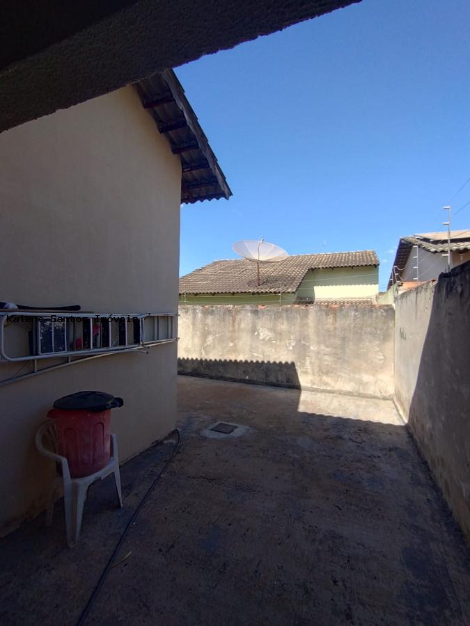 Casa à venda com 3 quartos, 200m² - Foto 5