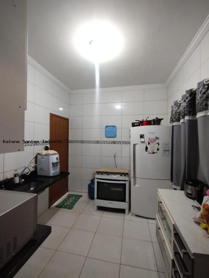 Casa à venda com 3 quartos, 200m² - Foto 10