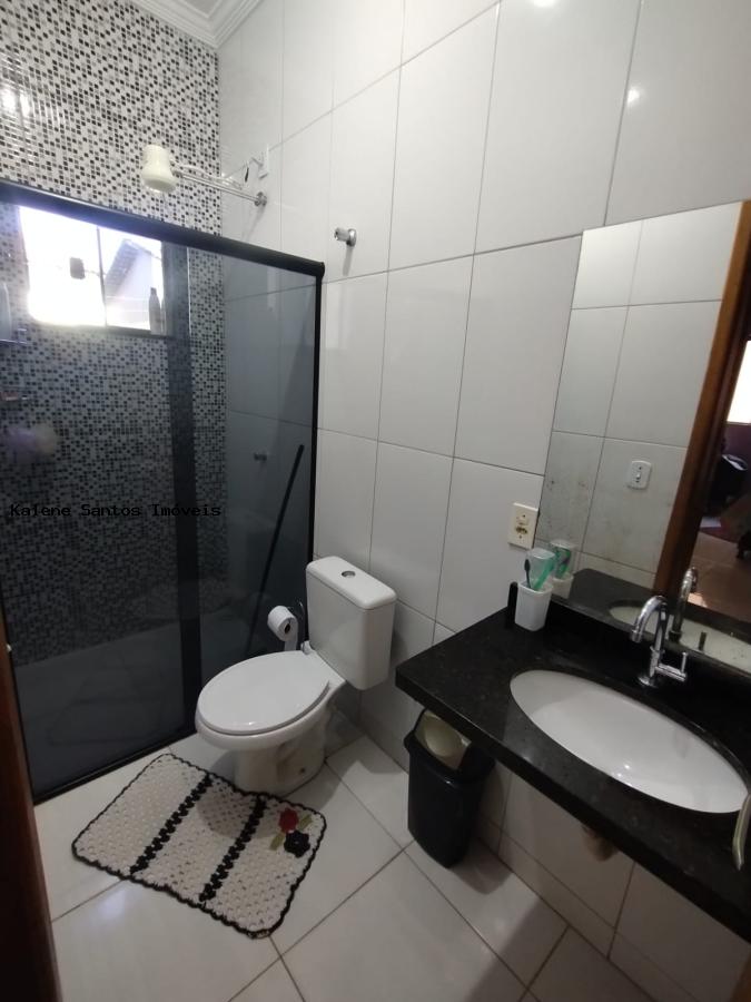 Casa à venda com 3 quartos, 200m² - Foto 17