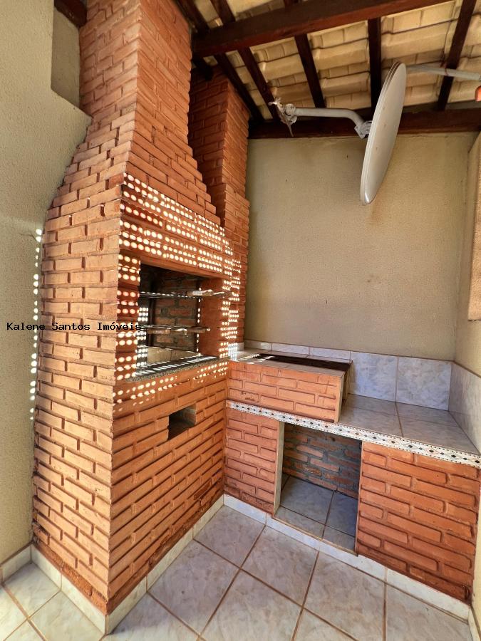 Casa à venda com 3 quartos, 360m² - Foto 4