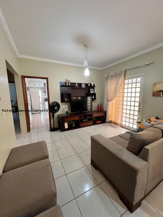 Casa à venda com 3 quartos, 360m² - Foto 33