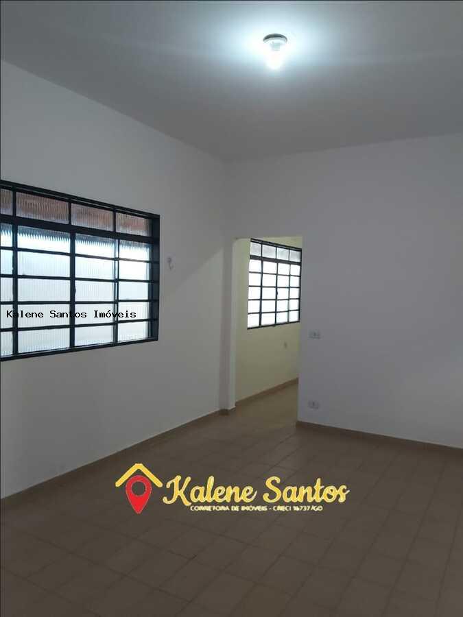 Casa à venda com 3 quartos, 360m² - Foto 14