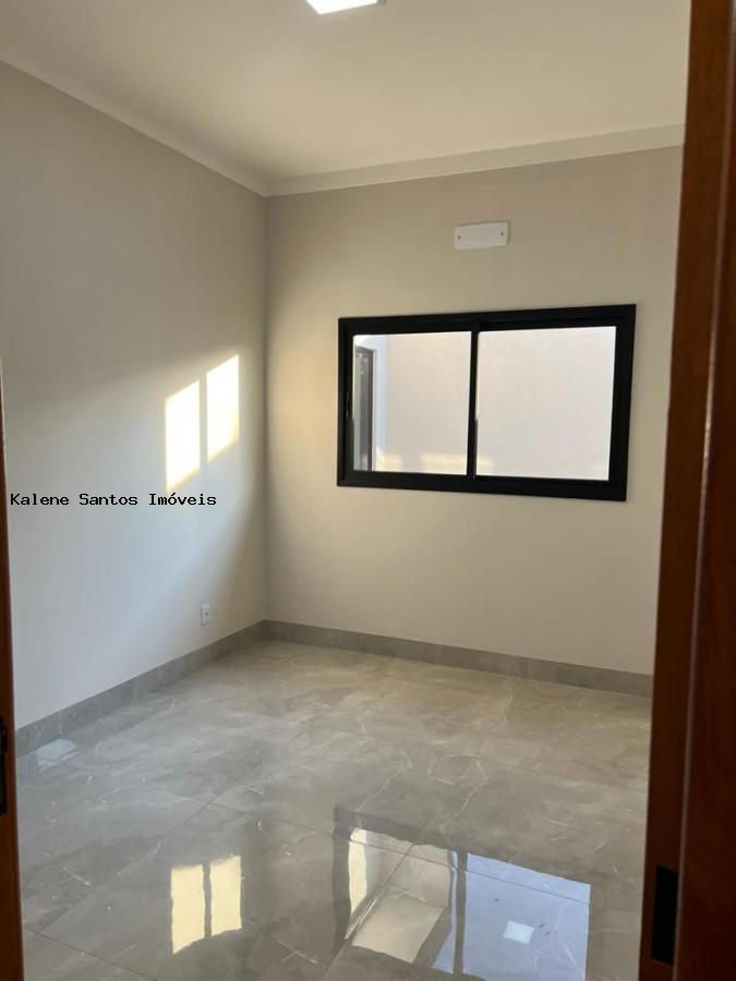 Casa à venda com 2 quartos, 218m² - Foto 7