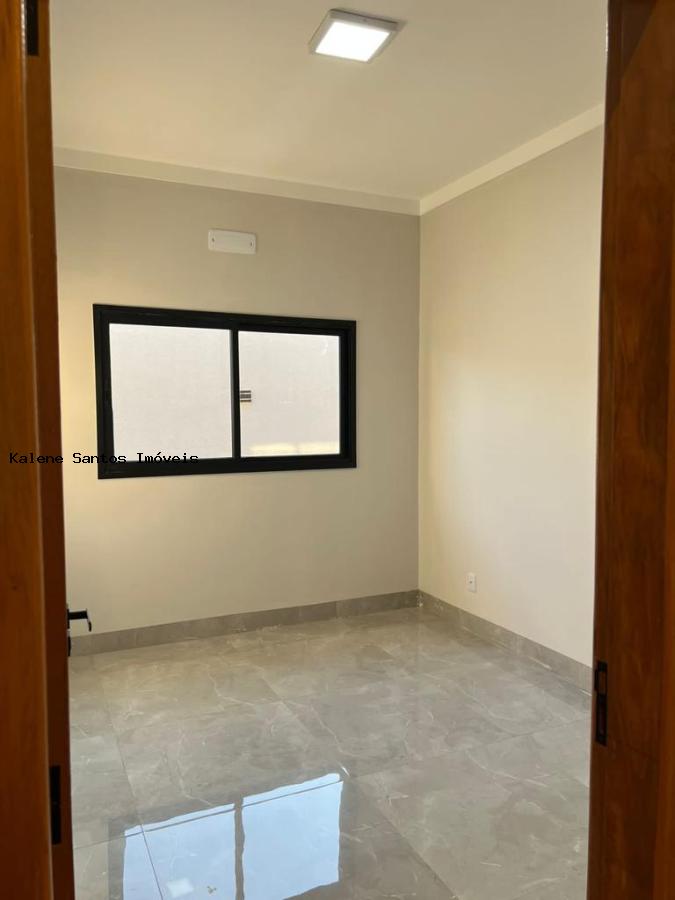 Casa à venda com 2 quartos, 218m² - Foto 6