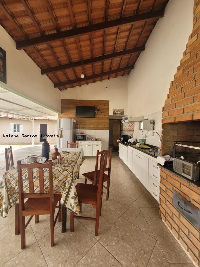 Casa à venda com 6 quartos, 450m² - Foto 27