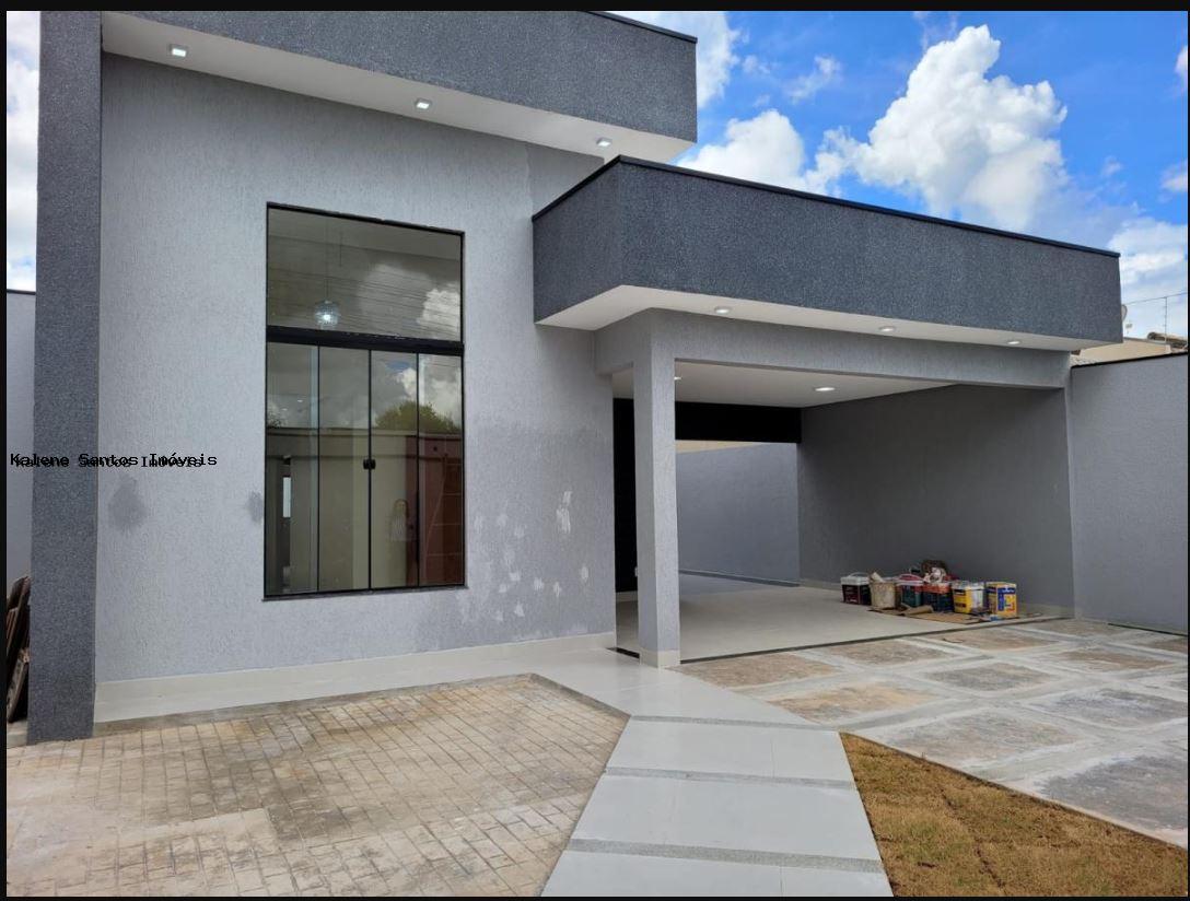 Casa à venda com 3 quartos, 360m² - Foto 1