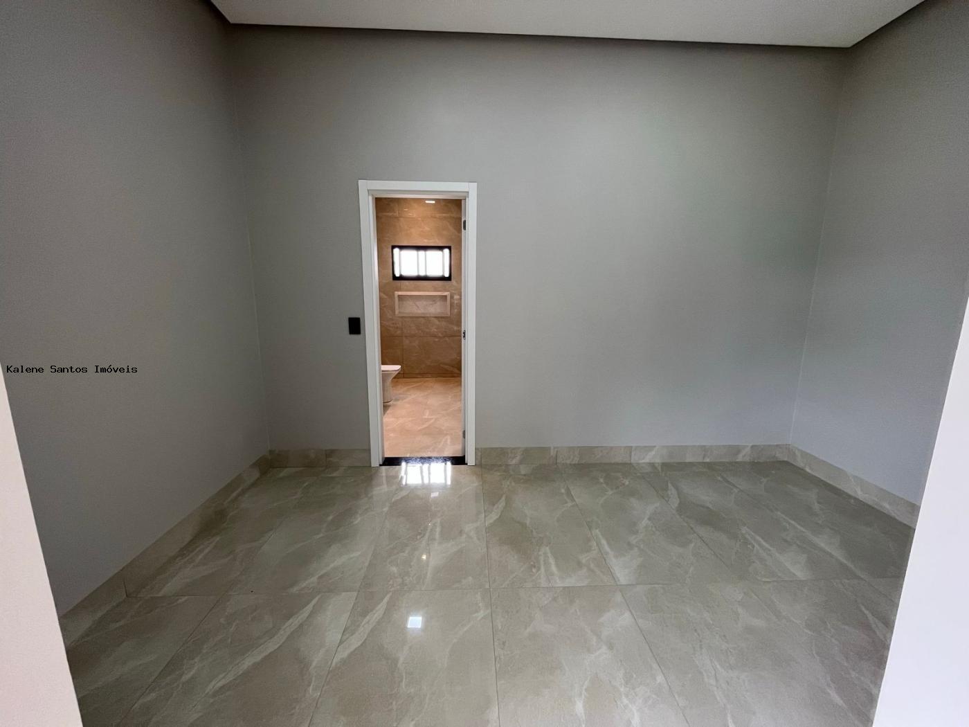 Casa à venda com 3 quartos, 410m² - Foto 24