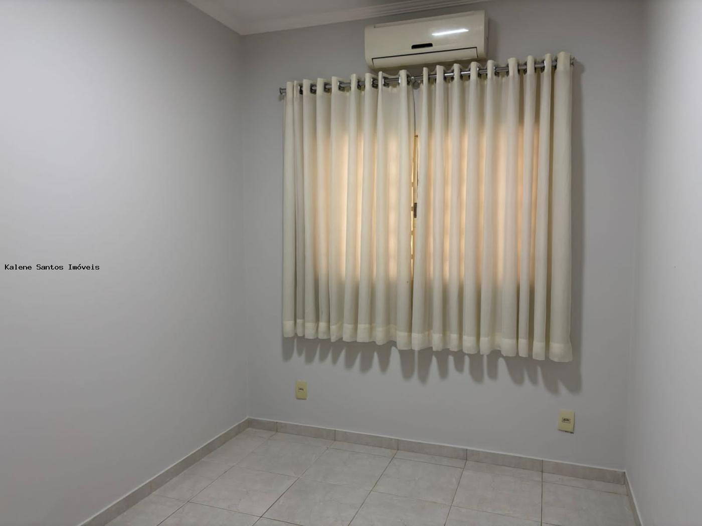 Casa para alugar com 3 quartos, 230m² - Foto 13