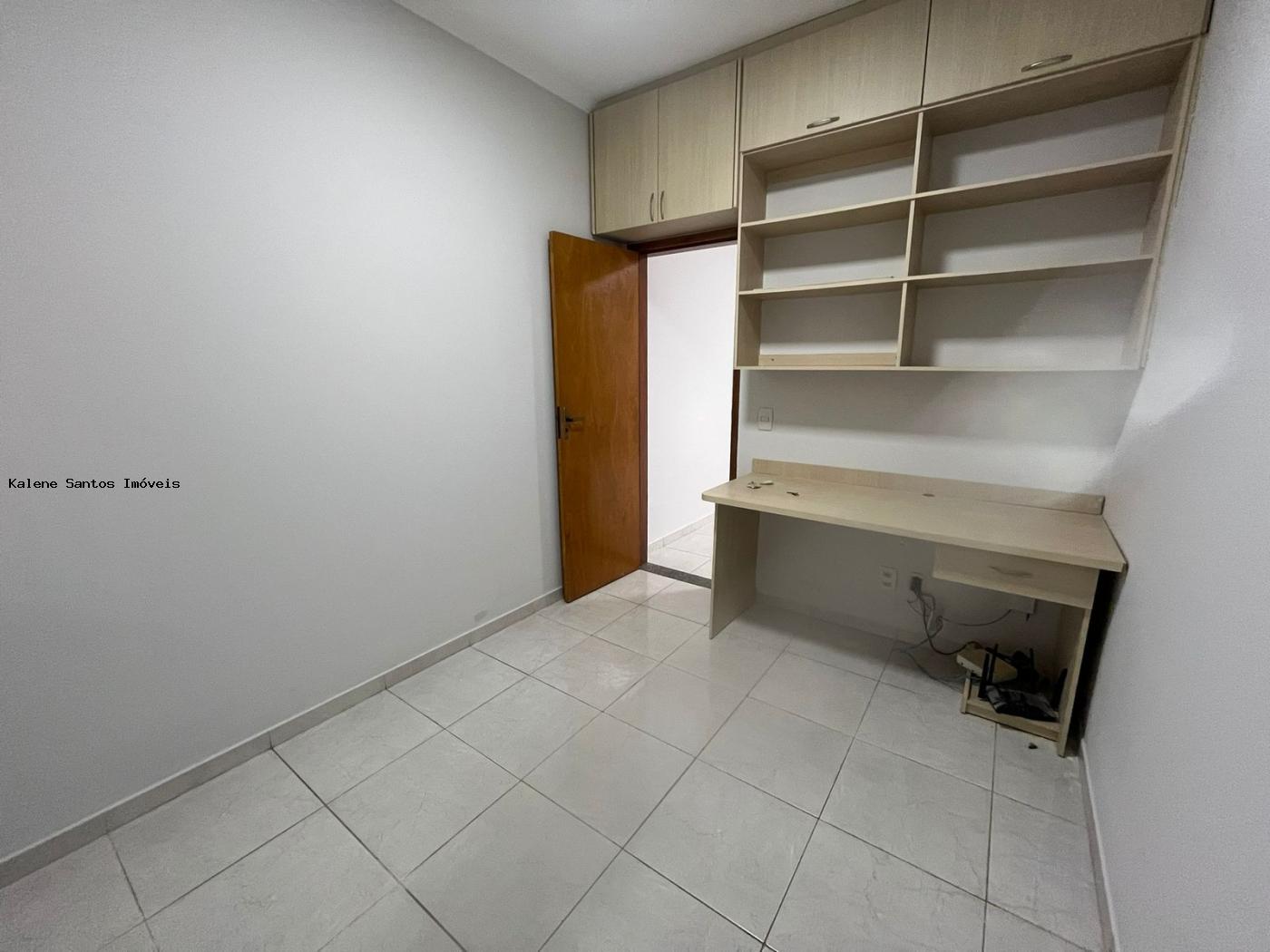 Casa para alugar com 3 quartos, 230m² - Foto 19