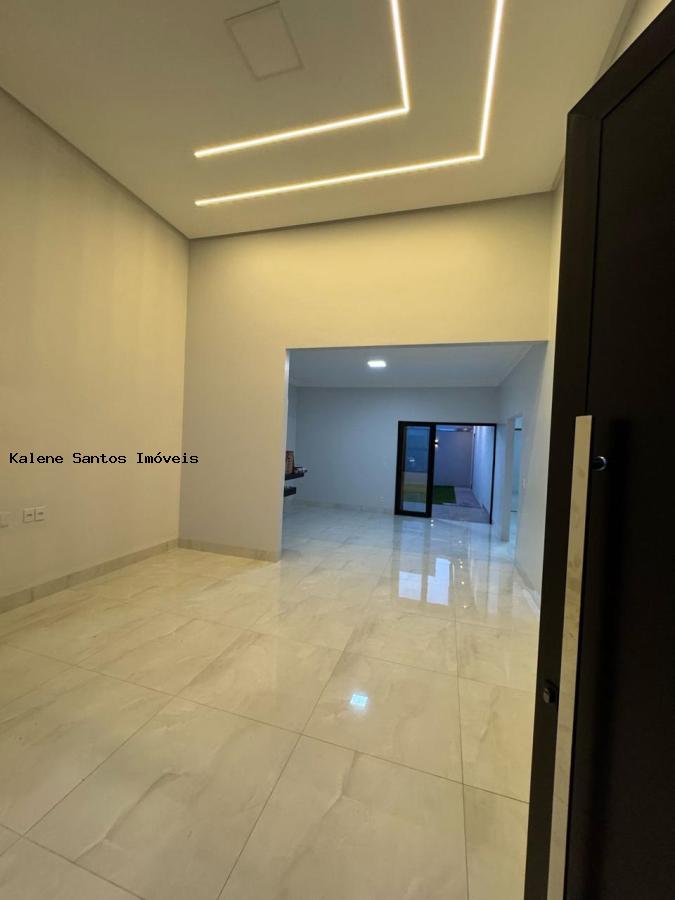 Casa à venda com 3 quartos, 200m² - Foto 27